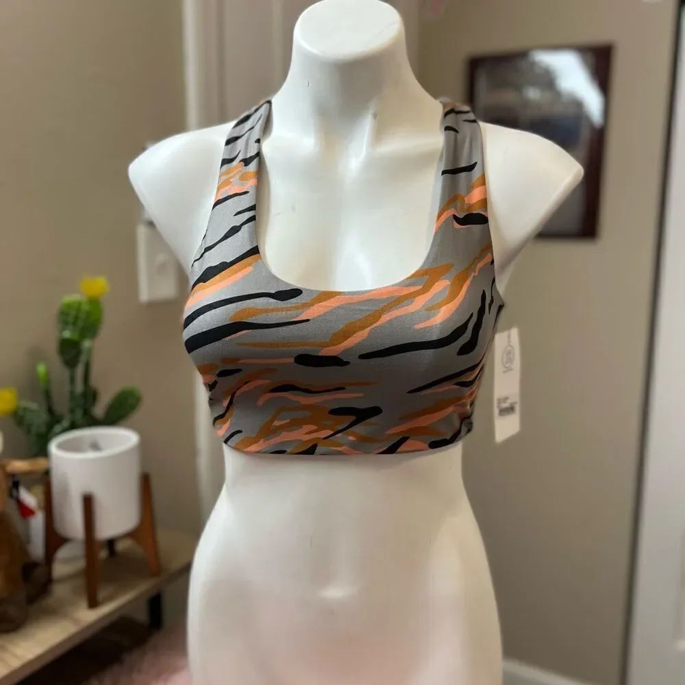 Sports bra - Picture 1 of 7